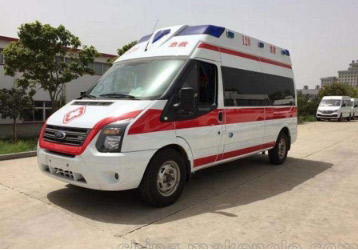高安市救护车租赁